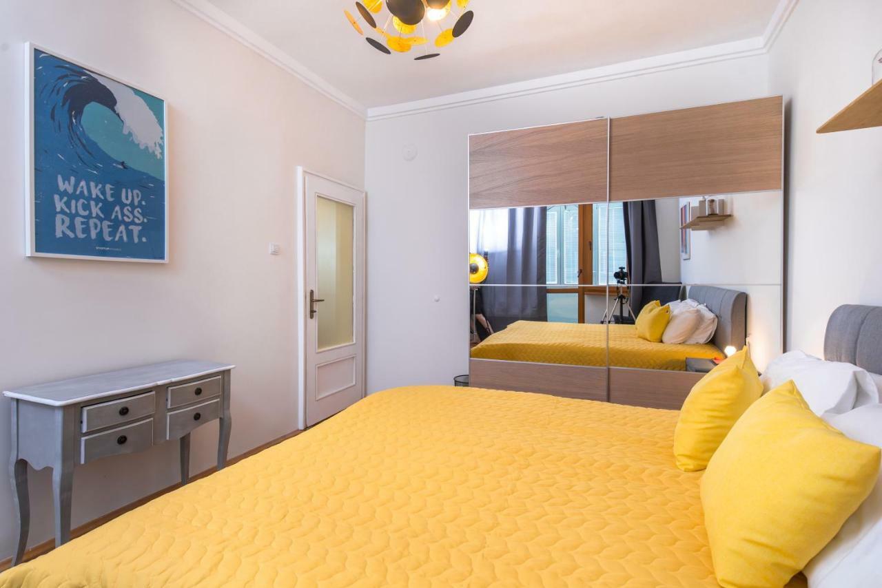 Designer & Luxurious, Business, One Bedroom Apartment In Top Central Sofia By Flat Mаnager Exterior photo